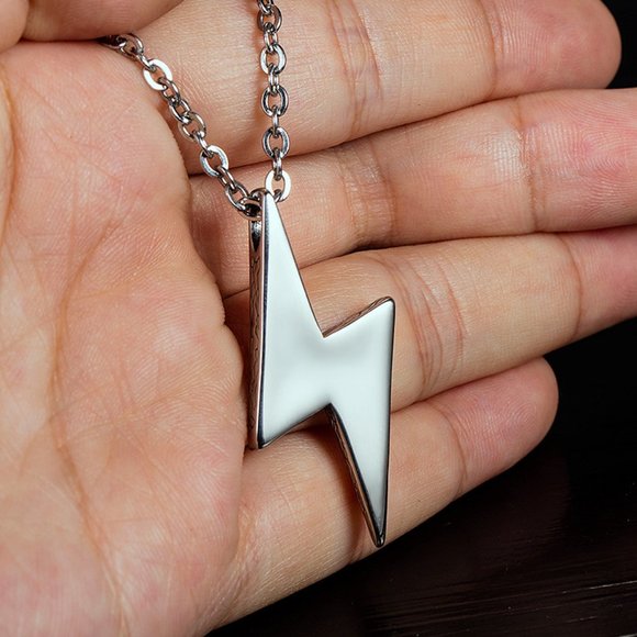 Lightning Necklace - Picture 4 of 5
